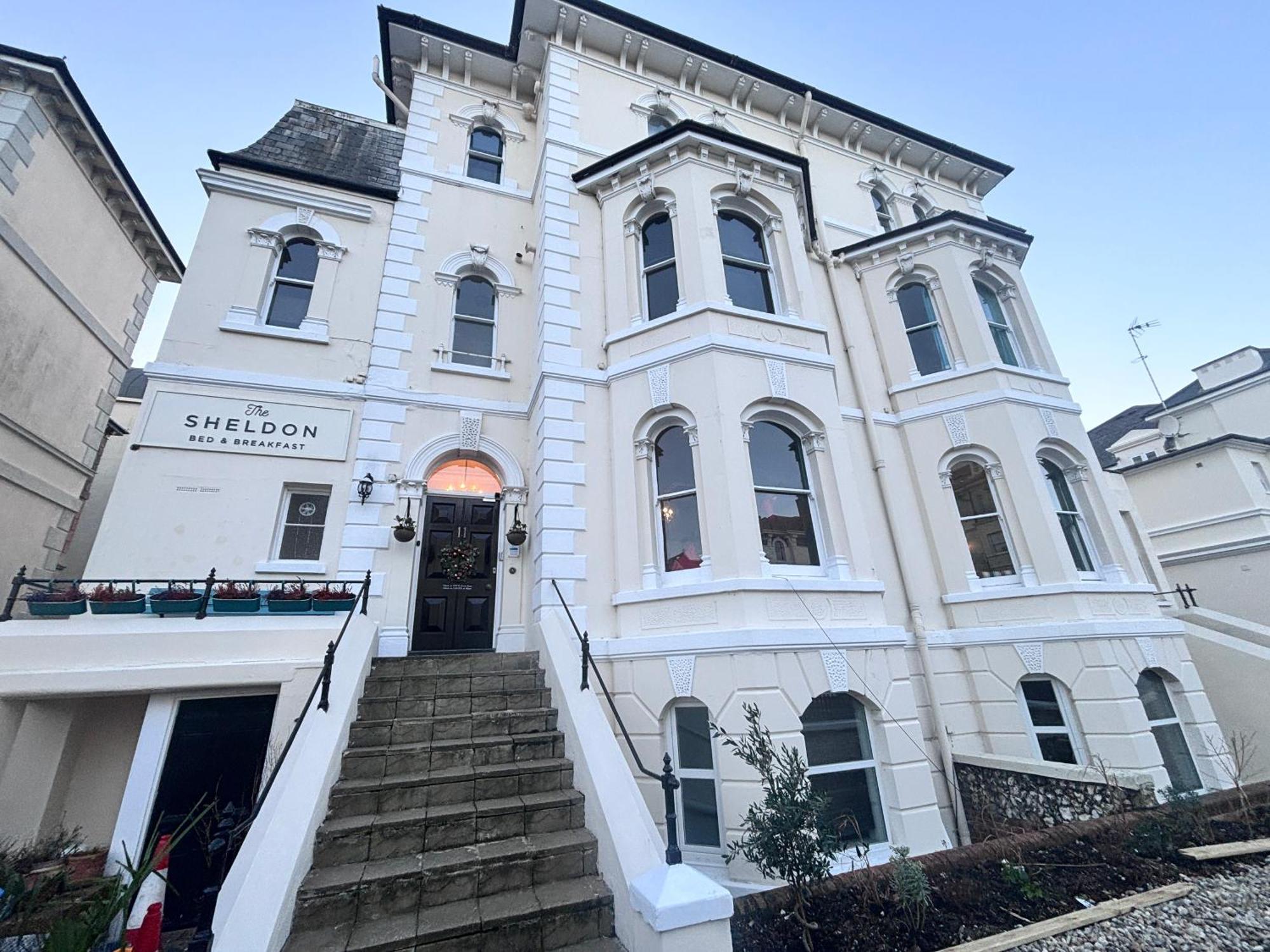 The Sheldon B&B - Free Private Parking Eastbourne Exterior photo
